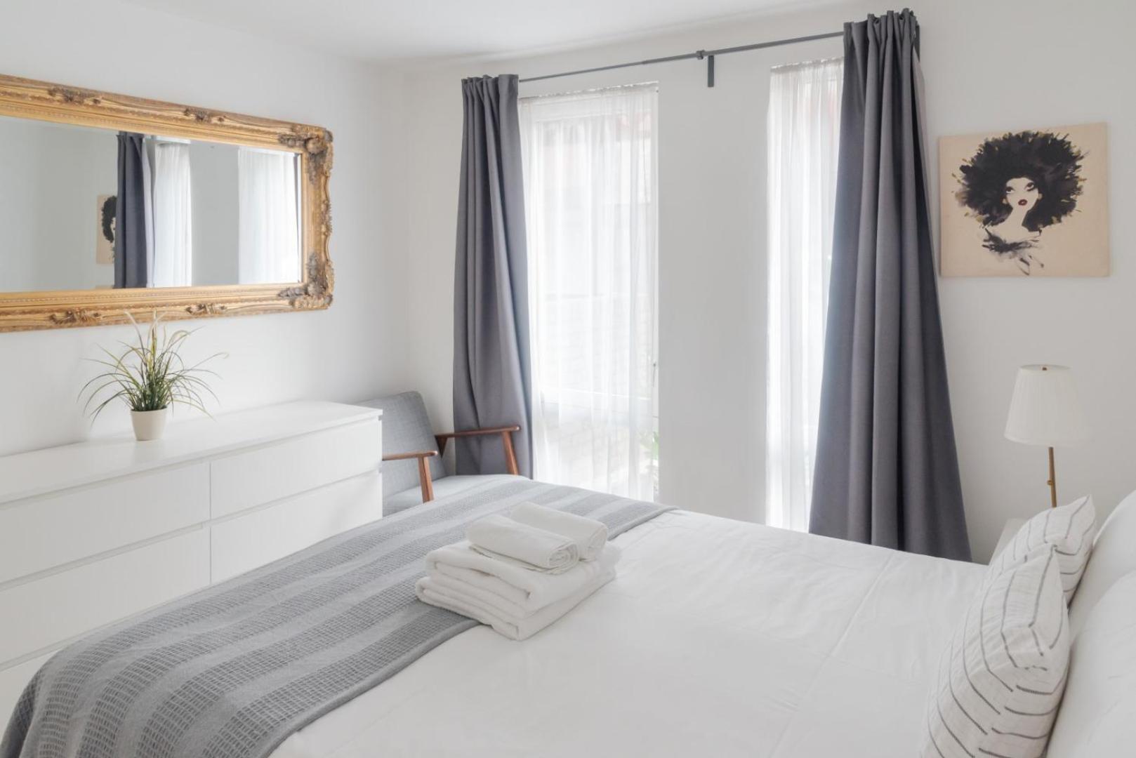 The City Song 1 Bedroom Apartment In Rotherhithe London Exterior foto